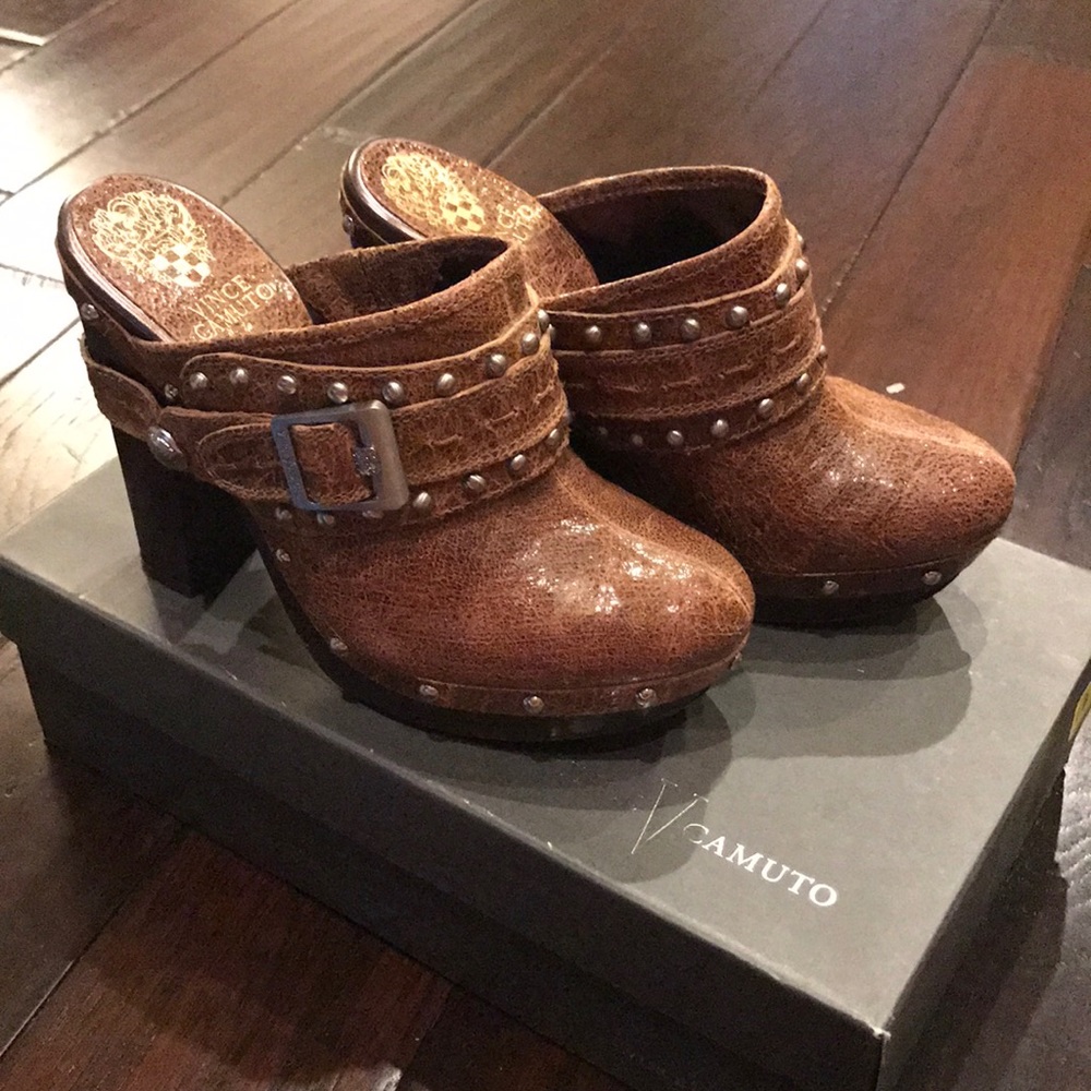 Vince Camuto booties